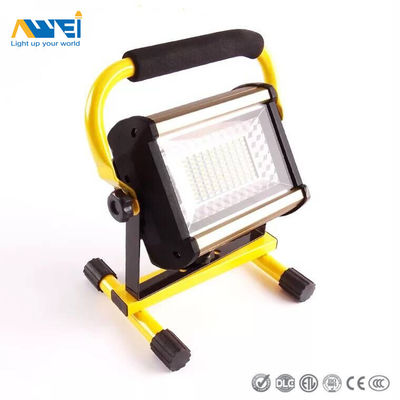 주문 휴대용 50W 외관 홍수등 재충전 가능한 산업용 LED 홍수등 배터리 online manufacture