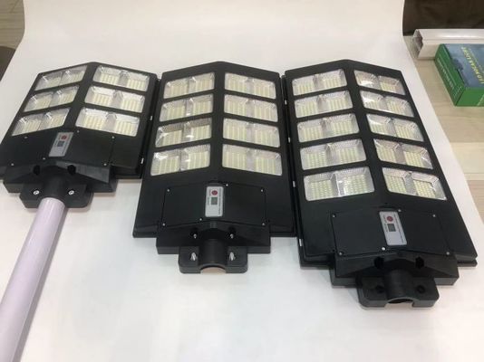 원격 제어 Ip65 방수 1200W All In One 야외 태양광 LED 거리 빛 운동 센서
